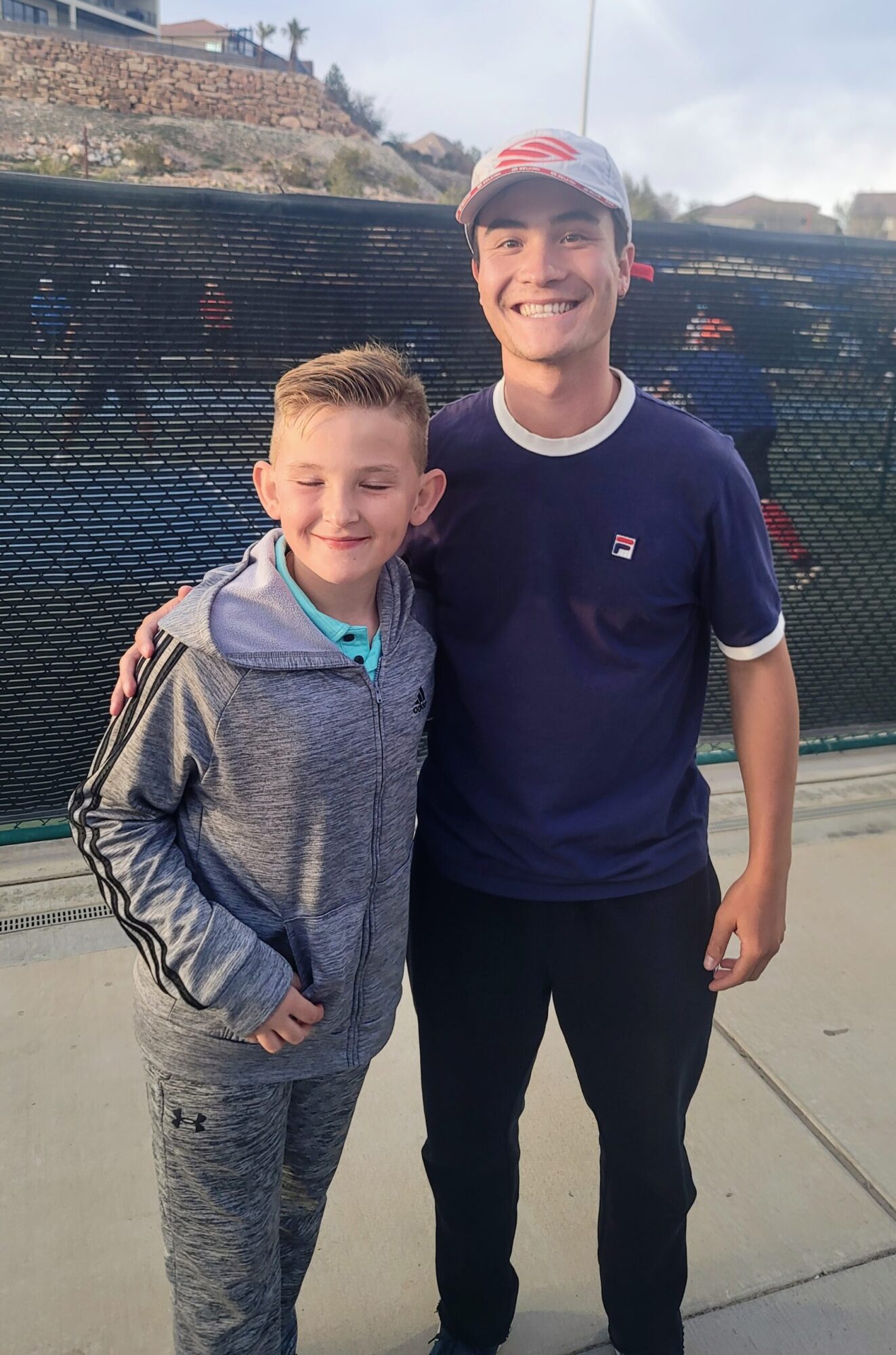 Caden Nemoff of Brioness Pickleball Podcast took a picture with Jett!